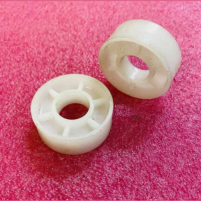 Ролик двуплечего рычага 400А.06.05.091 КМЗ