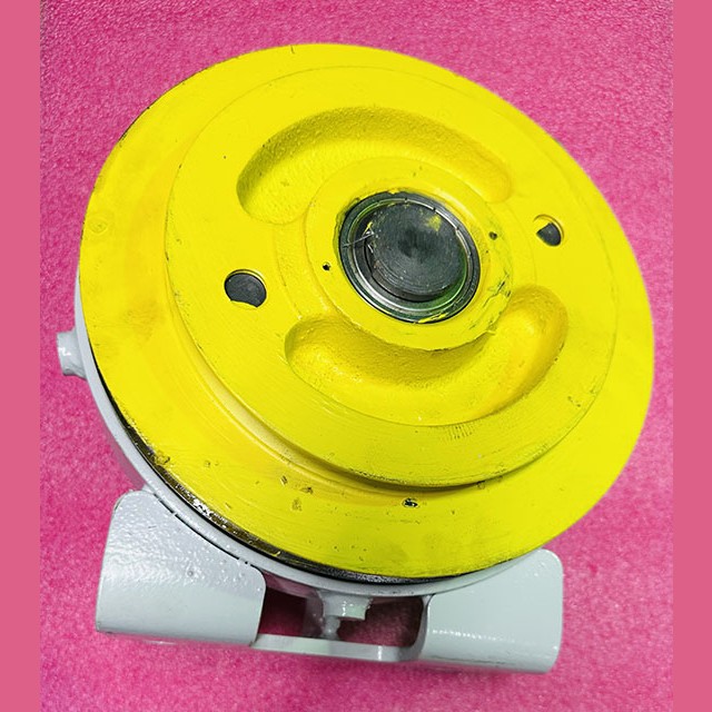 Ограничитель скорости 0,71м/с правый сборка 1 0411.07.00.000-02 МЛЗ