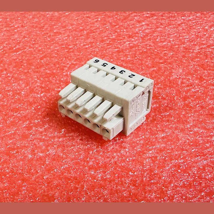 Разъем 3,5 мм 6 полюсов 734-106 Wago