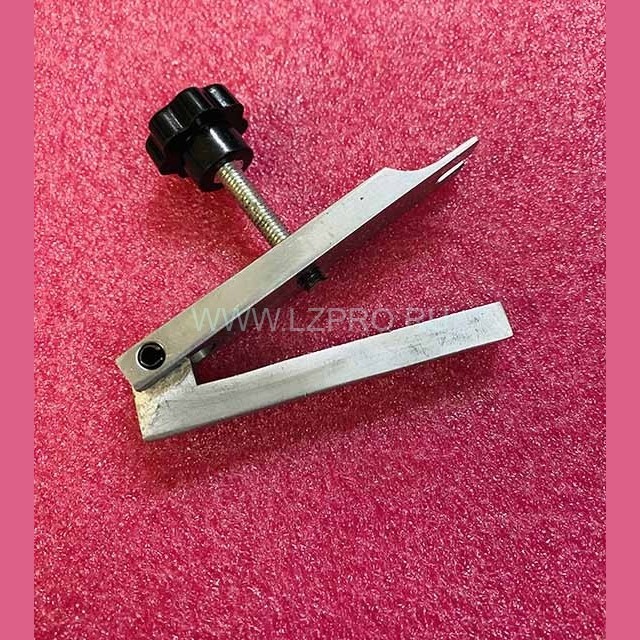 Фиксатор (стопор) дверей шахты/кабины Mitsubishi/Otis/THYSSENKRUPP