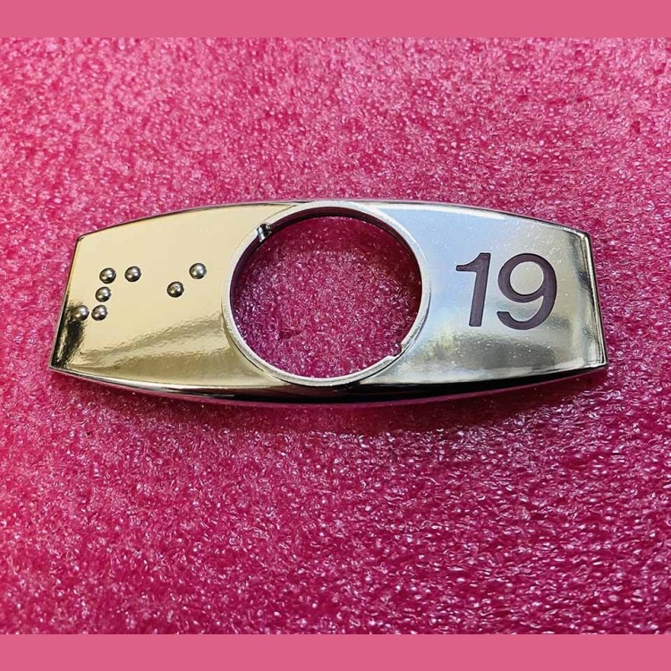 Чиклет "19" хром с шрифтом Брайля FAA396J999-R-19-B Otis