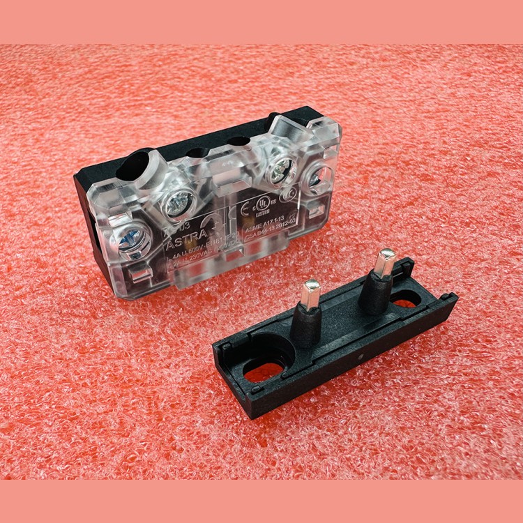 Выключатель (контакт безопасности дверей) EN81 AS03 ASTRA