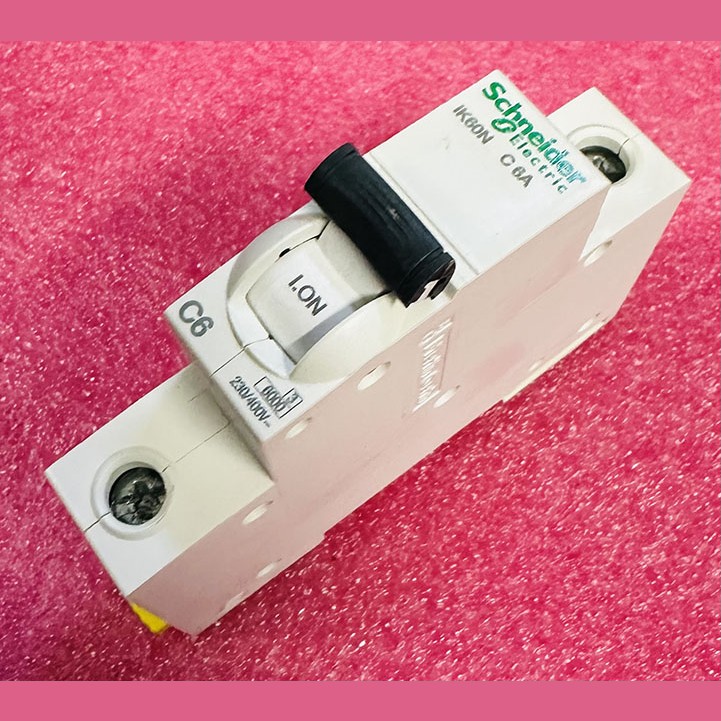 Автоматический выключатель 1P 6кВа C6A iK60N A9K24106 Schneider Electric