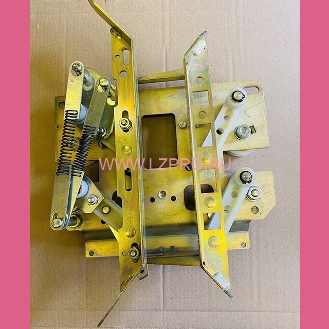 Каретка левая 0463Б.03.45.020 МЛЗ