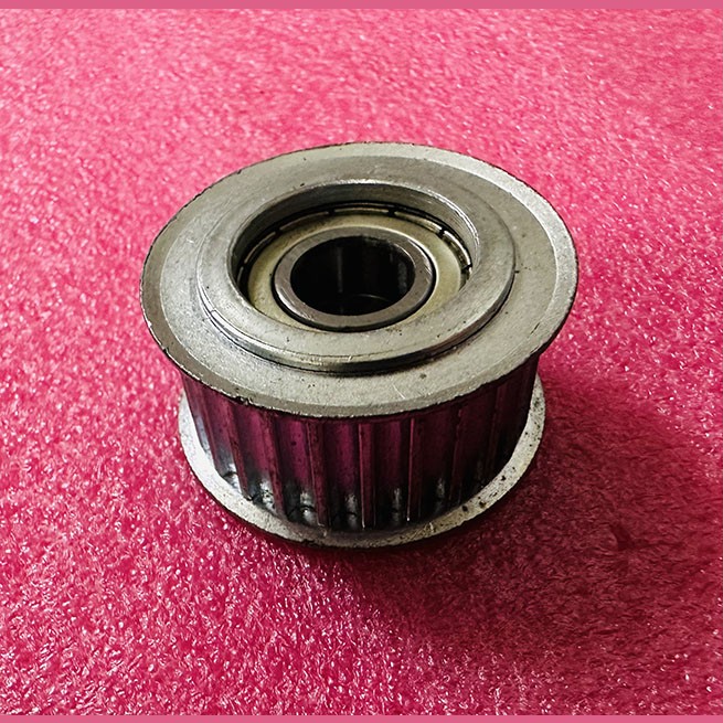 Ролик натяжной ремня привода двери кабины D=44mm 211.03.637G1 Eshine Doppler