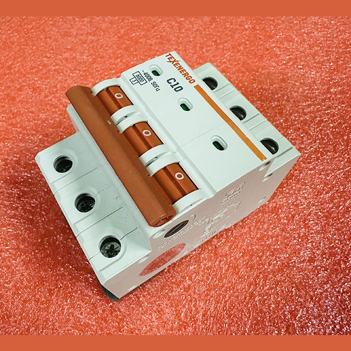 Автоматический выключатель 3п 10А 6кА хар-ка С ВА67-29 ТЭ