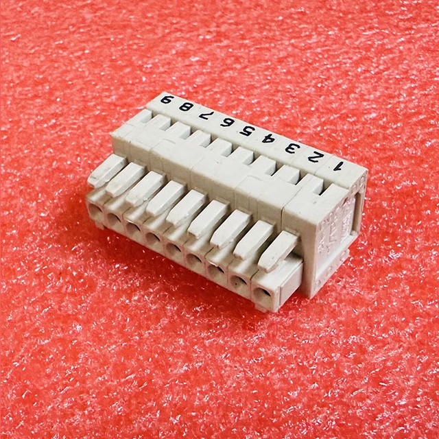 Разъем 3,5 мм 9 полюсов 734-109 Wago