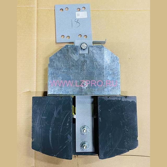 Натяжное устройство ограничителя скорости 1,6 м/с ZAA22700P18 Otis