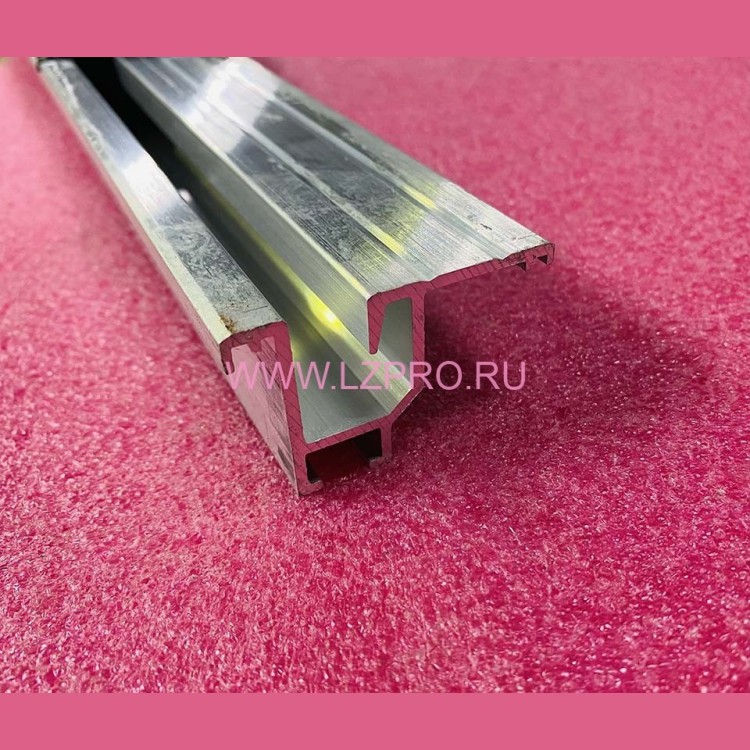 Порог дверей шахты центрального открывания L-2000 мм W-55 мм Selcom Wittur