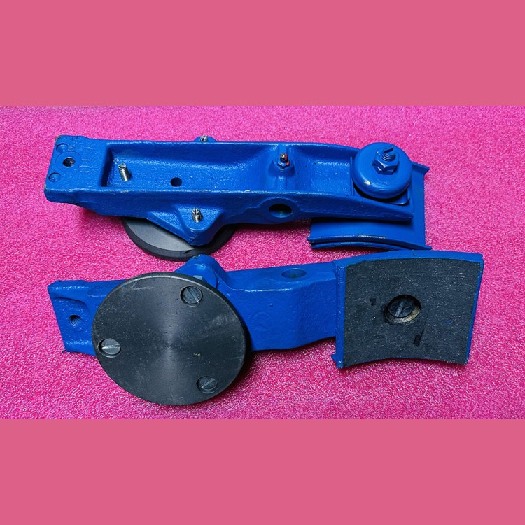 Рычаг тормоза в сборе к ЭМС-11 Н0610Б.02.22.120 МЛЗ