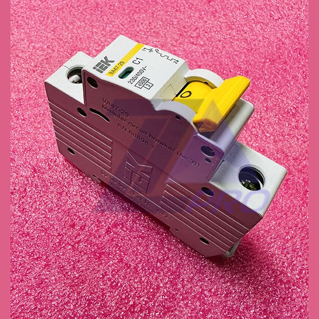 Выключатель автоматический ВА47-29 1Р C1 iEK