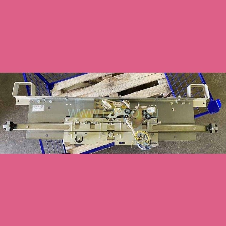 Верхняя балка дверей шахты в сборе проём 700 мм 0411E.06.00.000 У30 ЩЛЗ