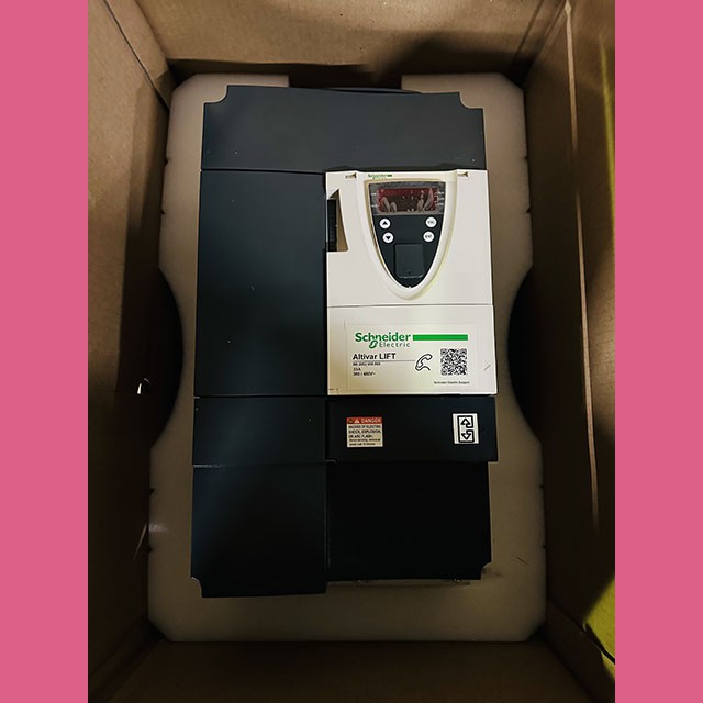 Частотный преобразователь 15кВт 33A ATV71LD33N4Z Altivar LIFT Schneider Electric