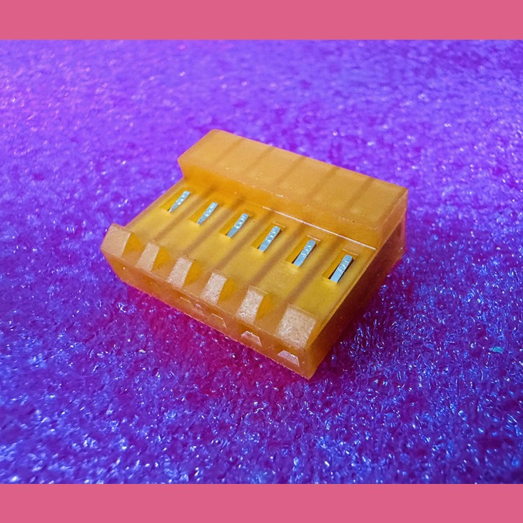 Разъем Connector F6 Power POS 3.96mm 3-640427-6