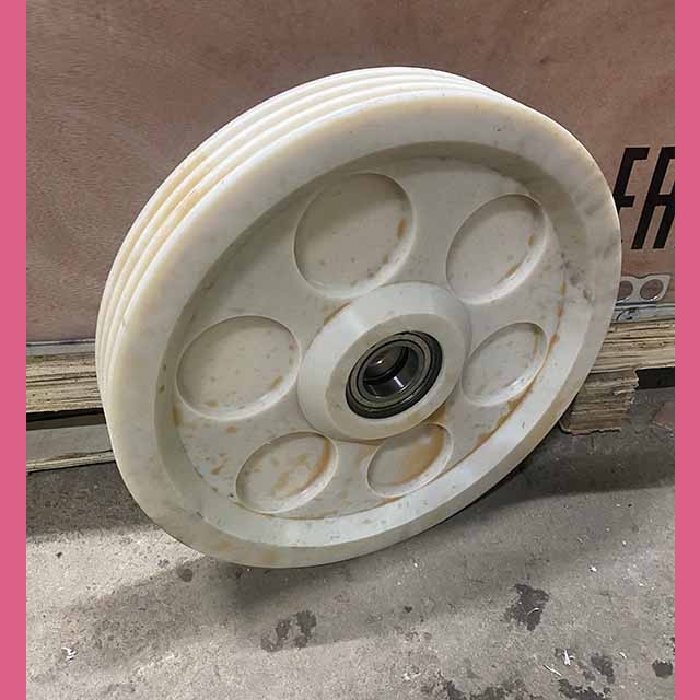 Отводной блок 424х3х10,5 0411К-12.22.00.005П КМЗ