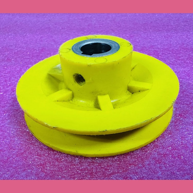 Шкив пластиковый привода дверей D=79мм 0463Б.03.10.130-01 МЛЗ